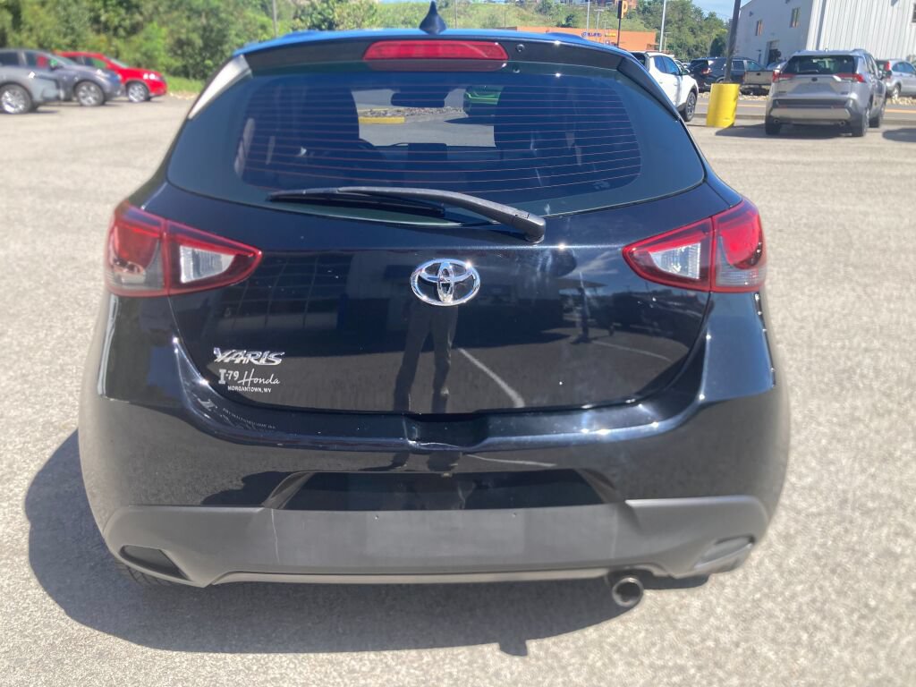 Used 2020 Toyota Yaris LE FWD image 6