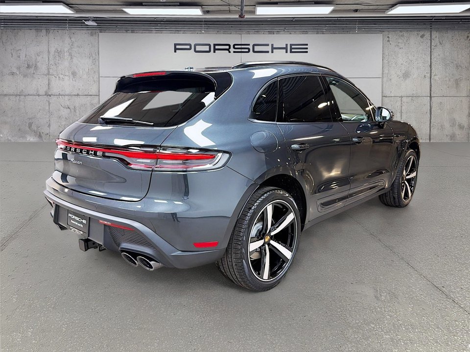 New 2026 Porsche Macan AWD/4WD image 9