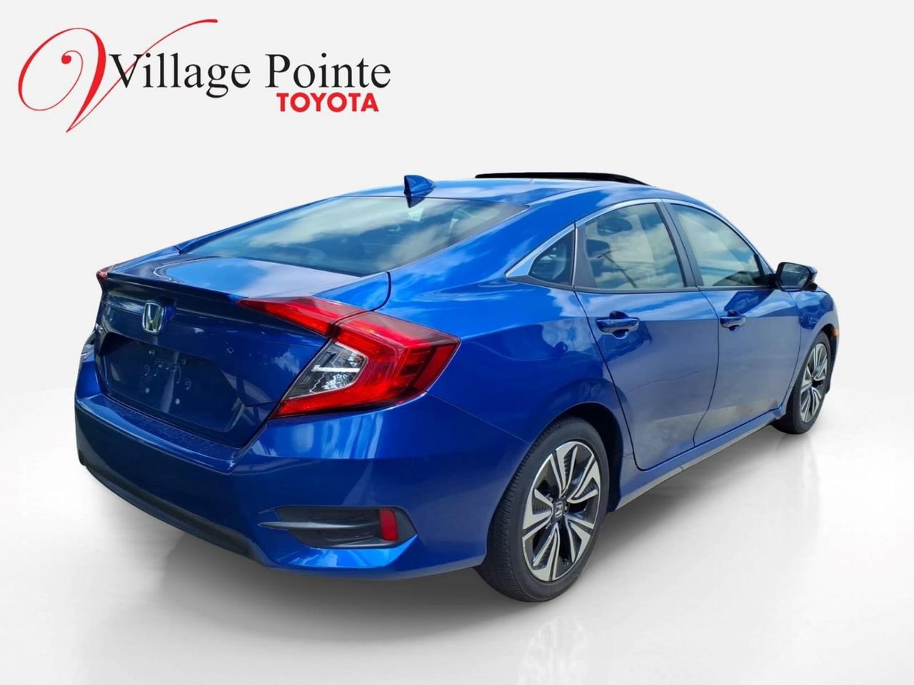 Used 2018 Honda Civic EX-T image 3