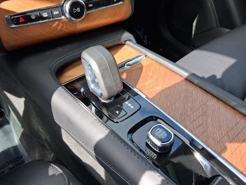Certified 2024 Volvo XC90 B5 Plus w/ Protection Package Premier AWD/4WD image 22