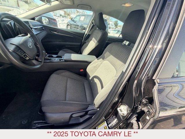 Used 2025 Toyota Camry LE image 11