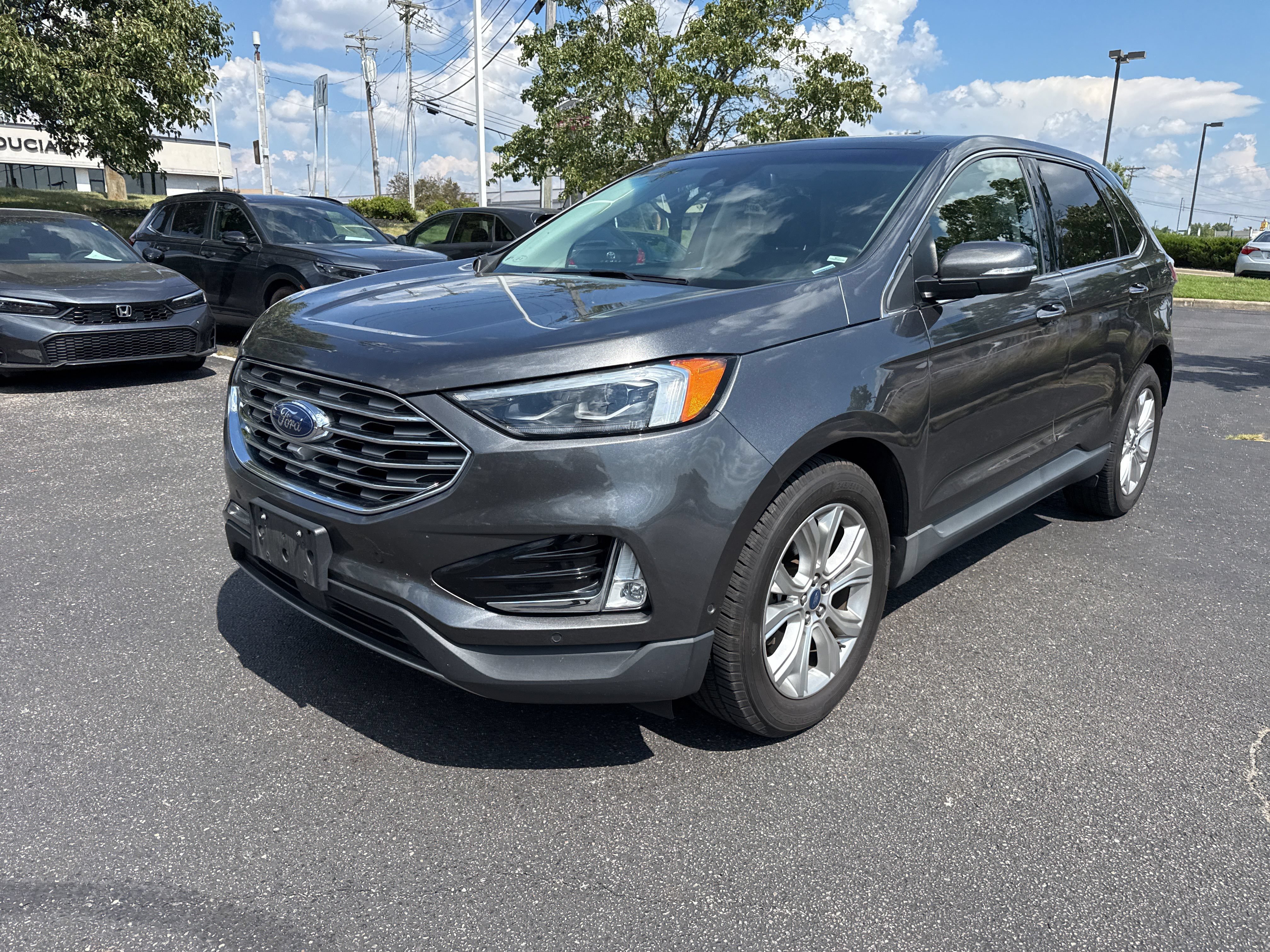 Used 2020 Ford Edge Titanium w/ Equipment Group 301A AWD/4WD image 12