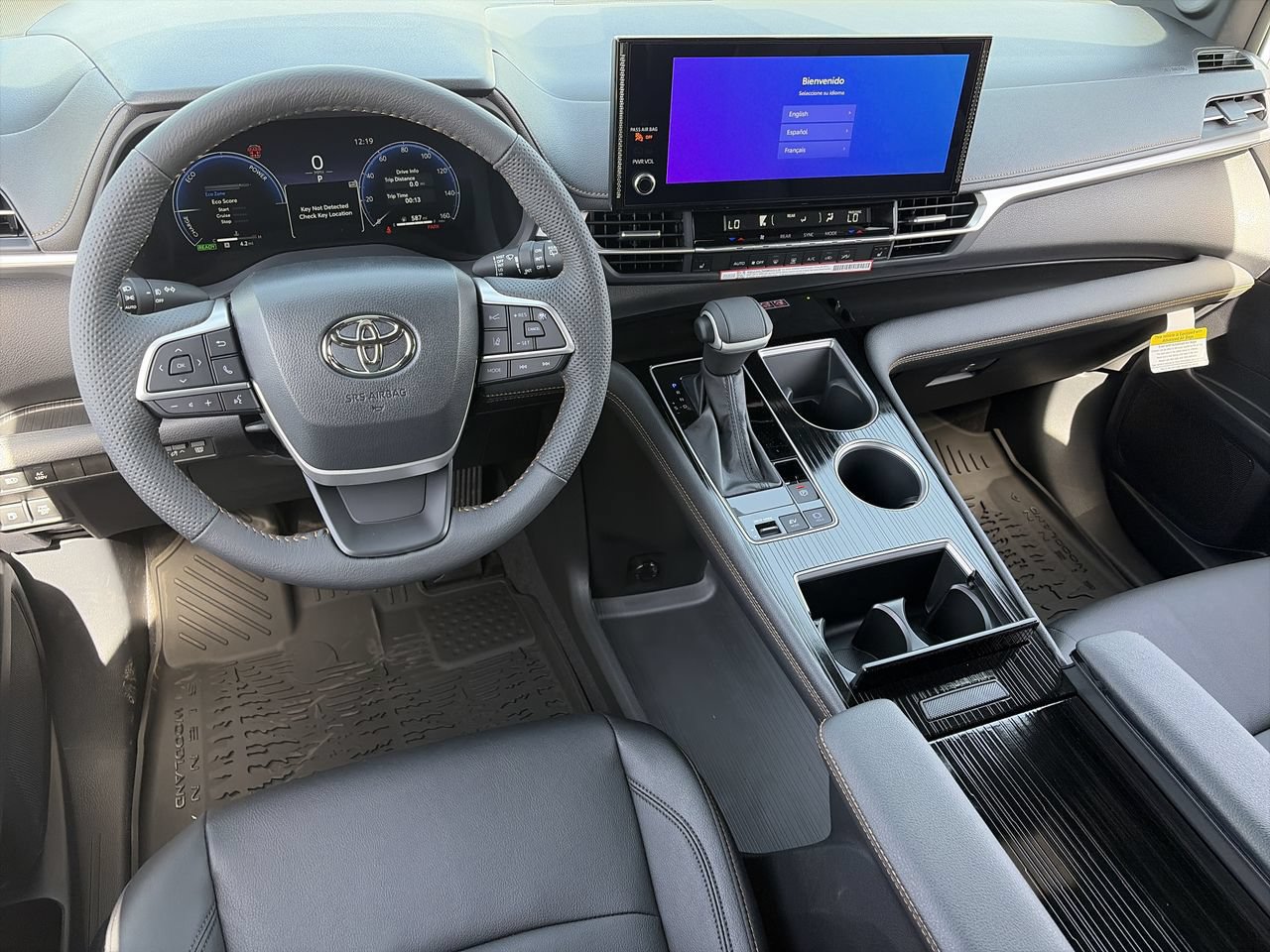 New 2026 Toyota Sienna XLE Woodland Edition AWD/4WD image 19