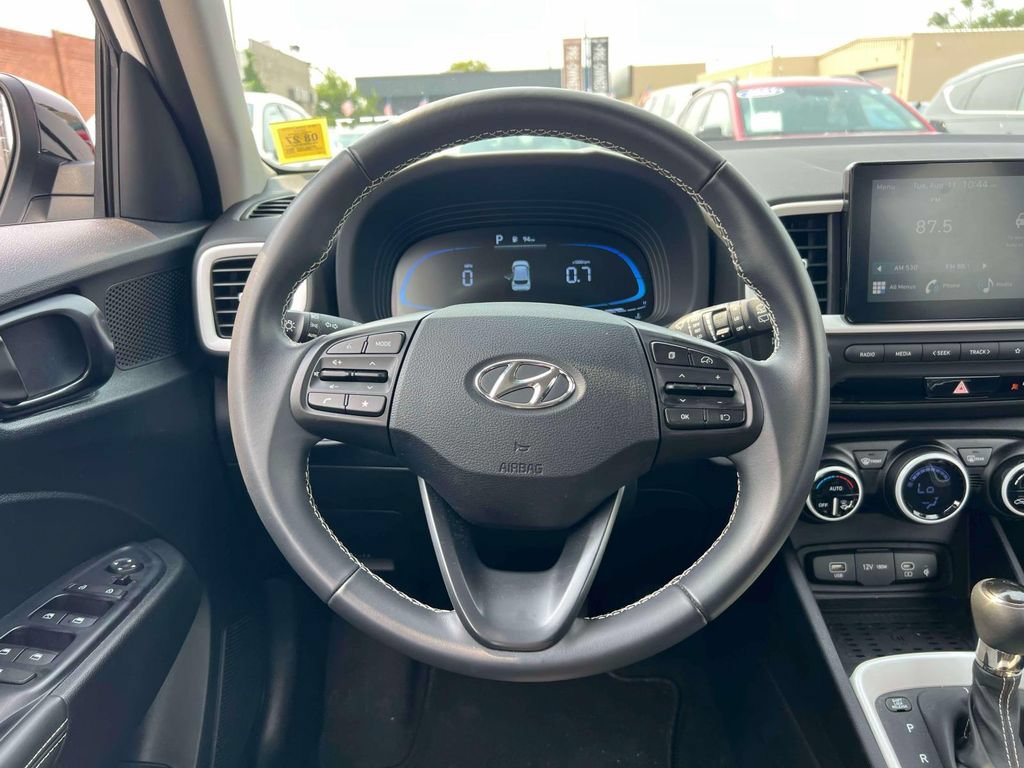 Certified 2026 Hyundai Venue SEL FWD image 13