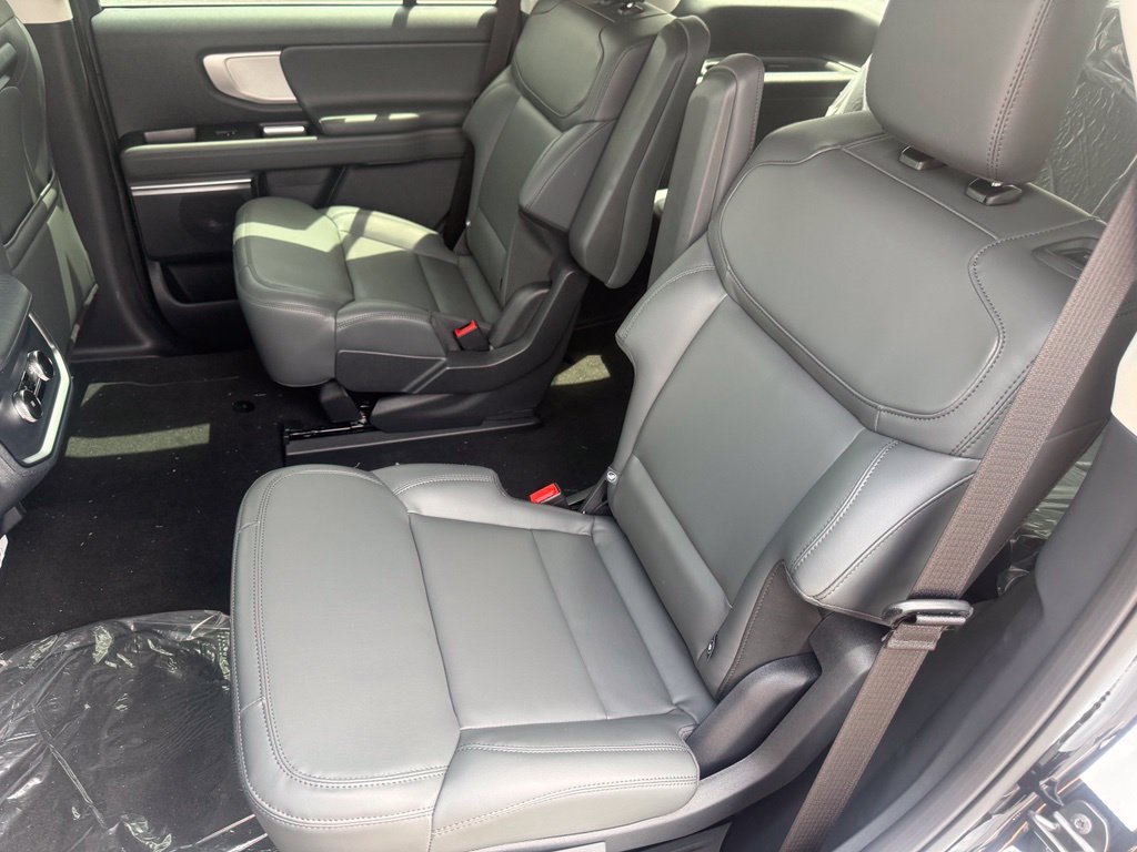 New 2026 Ford Expedition Active AWD/4WD image 32