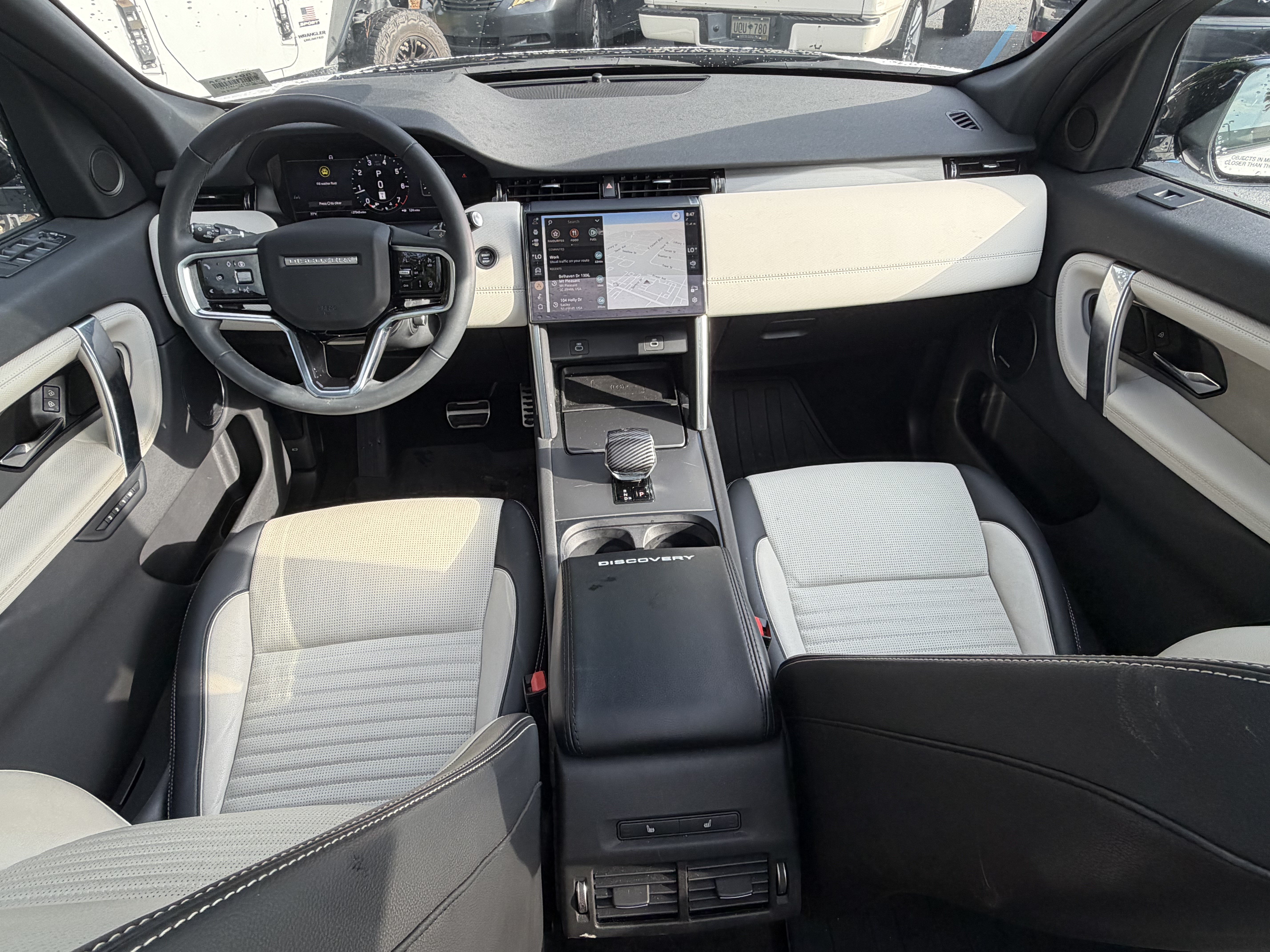 Used 2024 Land Rover Discovery Sport Dynamic SE AWD/4WD image 34