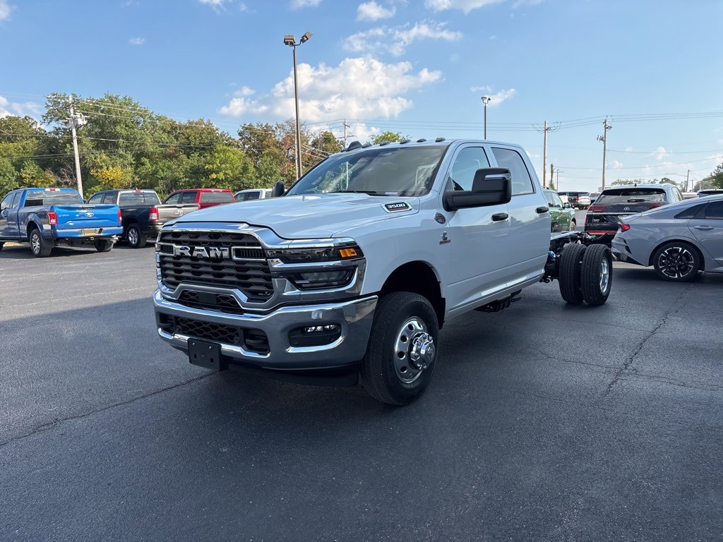 New 2026 RAM 3500 Tradesman image 4