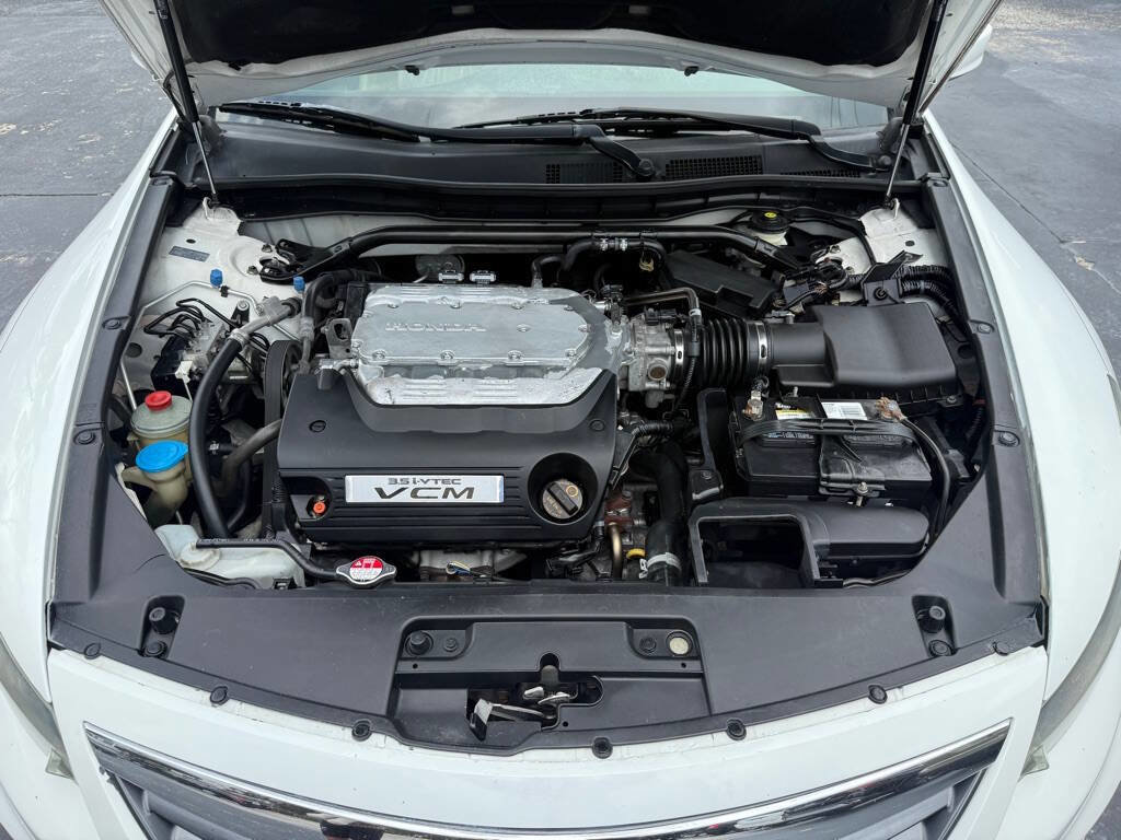 Used 2011 Honda Accord EX-L image 25