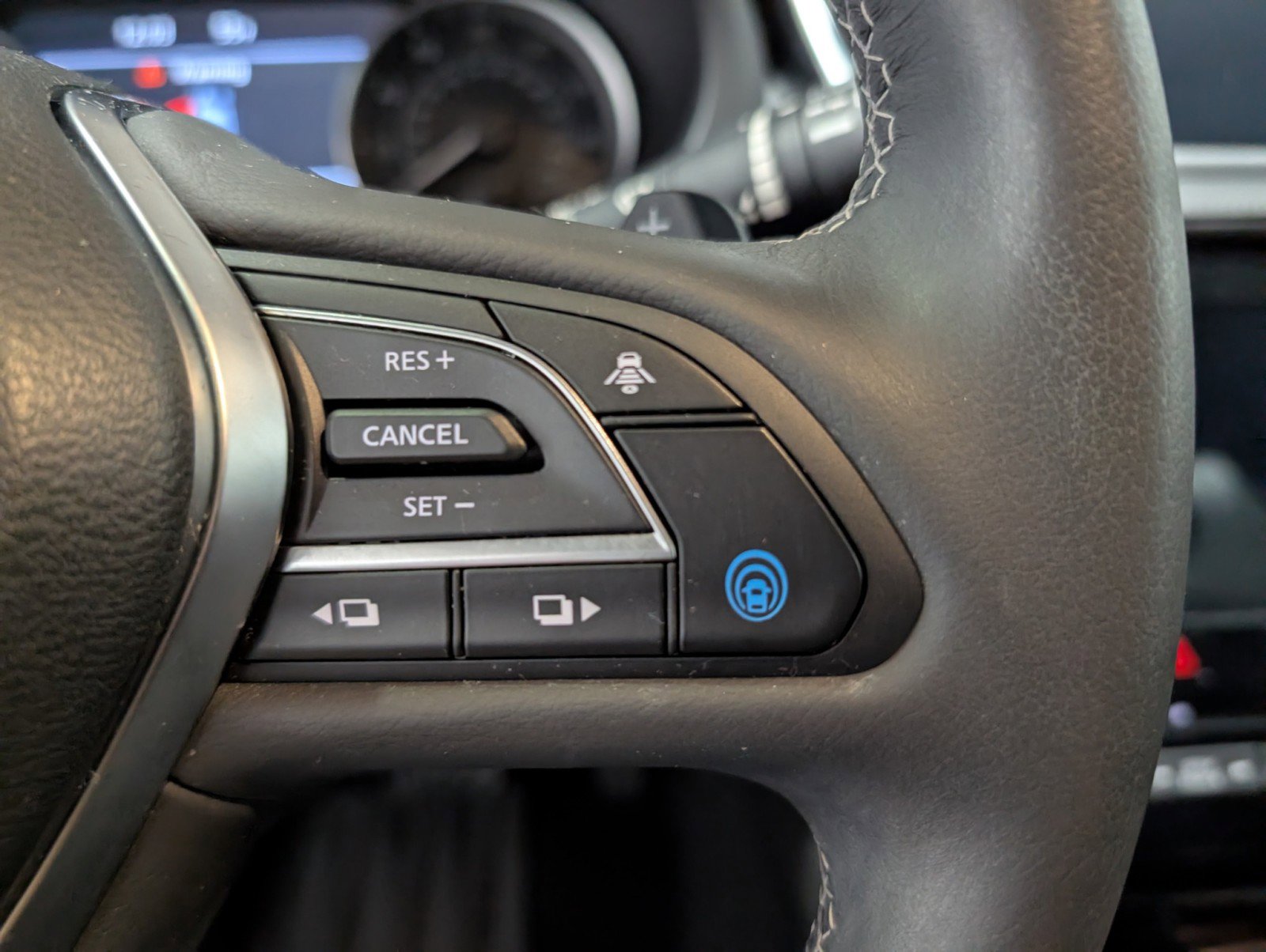 Used 2023 INFINITI QX50 Pure image 17