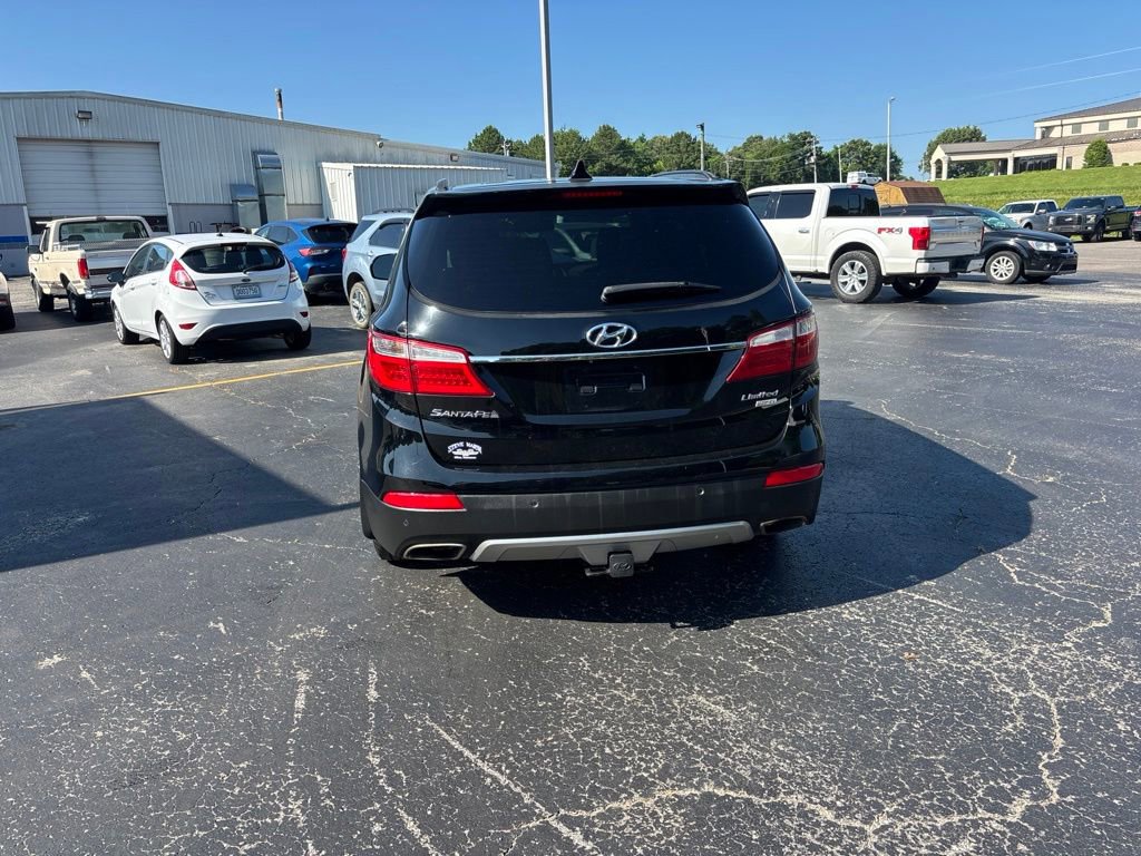 Used 2015 Hyundai Santa Fe Limited w/ Option Group 04 FWD image 4