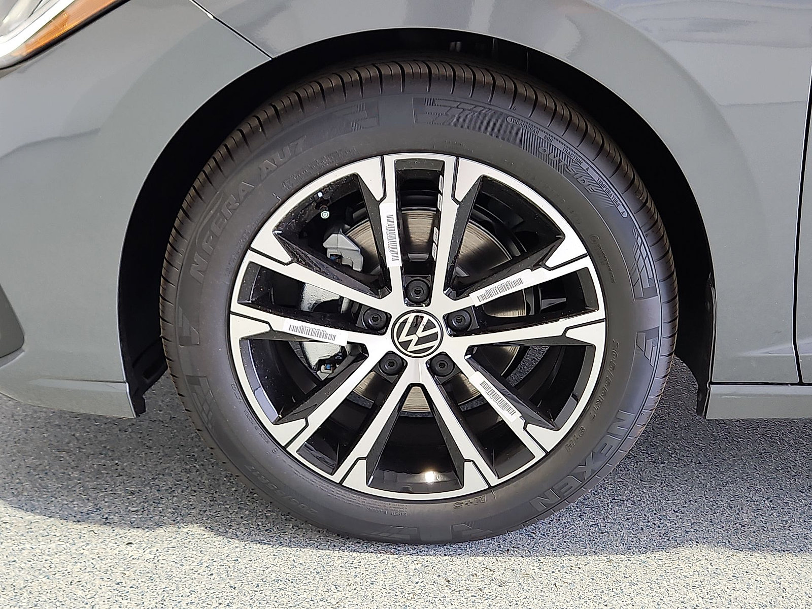 New 2027 Volkswagen Jetta Sport FWD image 11