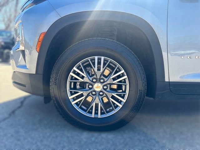 Certified 2025 Chevrolet Traverse LT AWD/4WD image 23