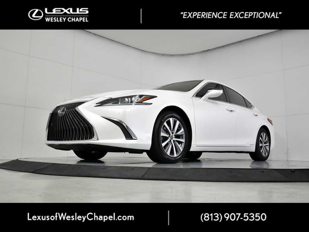 Used 2020 Lexus ES 300h w/ Premium Package image 13