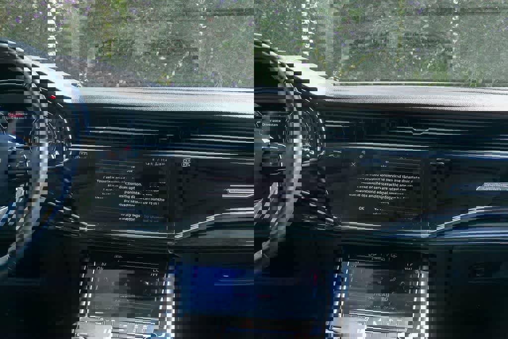 Used 2023 Audi Q7 3.0T Premium Plus image 13