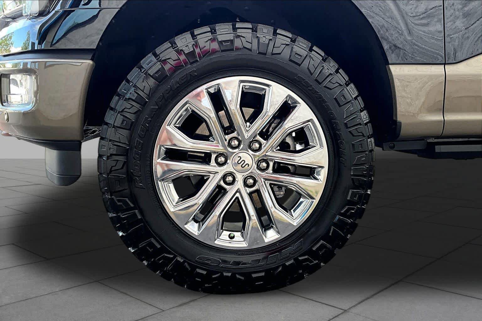 Used 2025 Ford F150 King Ranch w/ FX4 Off-Road Package AWD/4WD image 11