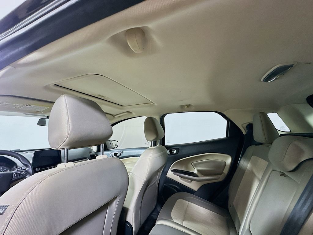 Used 2021 Ford EcoSport SE w/ SE Convenience Package image 13