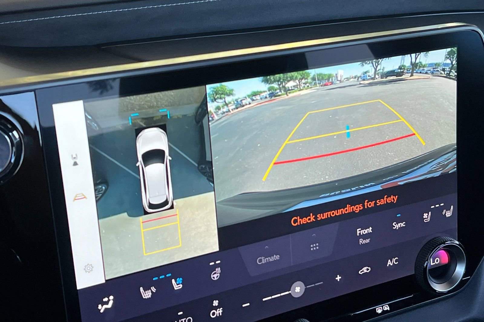 Used 2024 Lexus RX 450h AWD w/ Luxury Package image 23