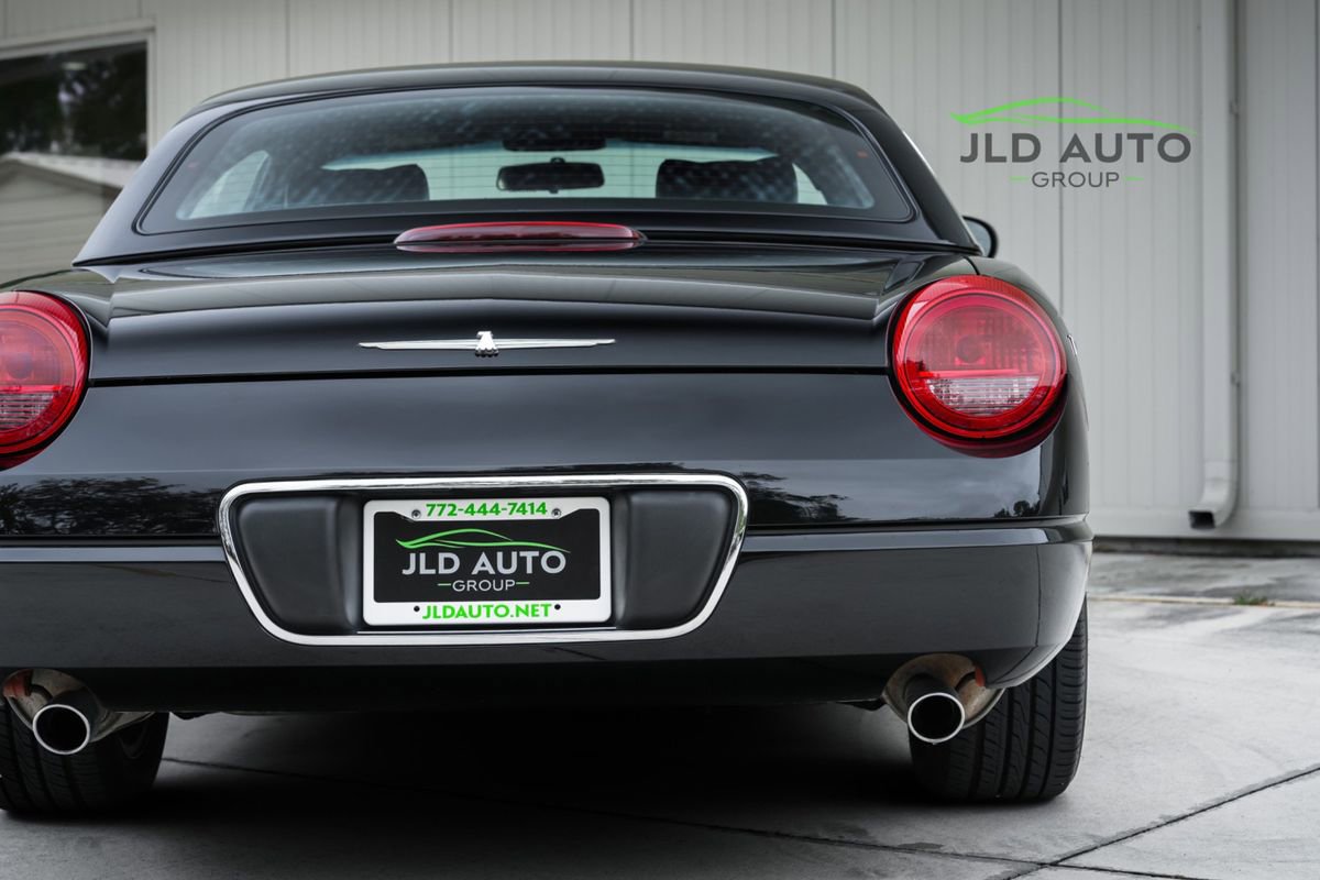 Used 2004 Ford Thunderbird Premium image 61