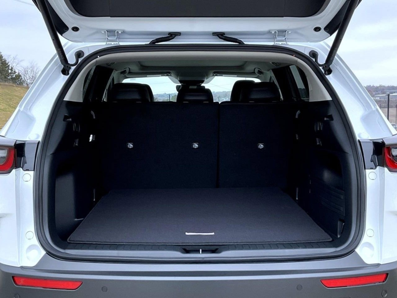 New 2026 MAZDA CX-50 AWD 2.5 Hybrid w/ Cargo Package image 10