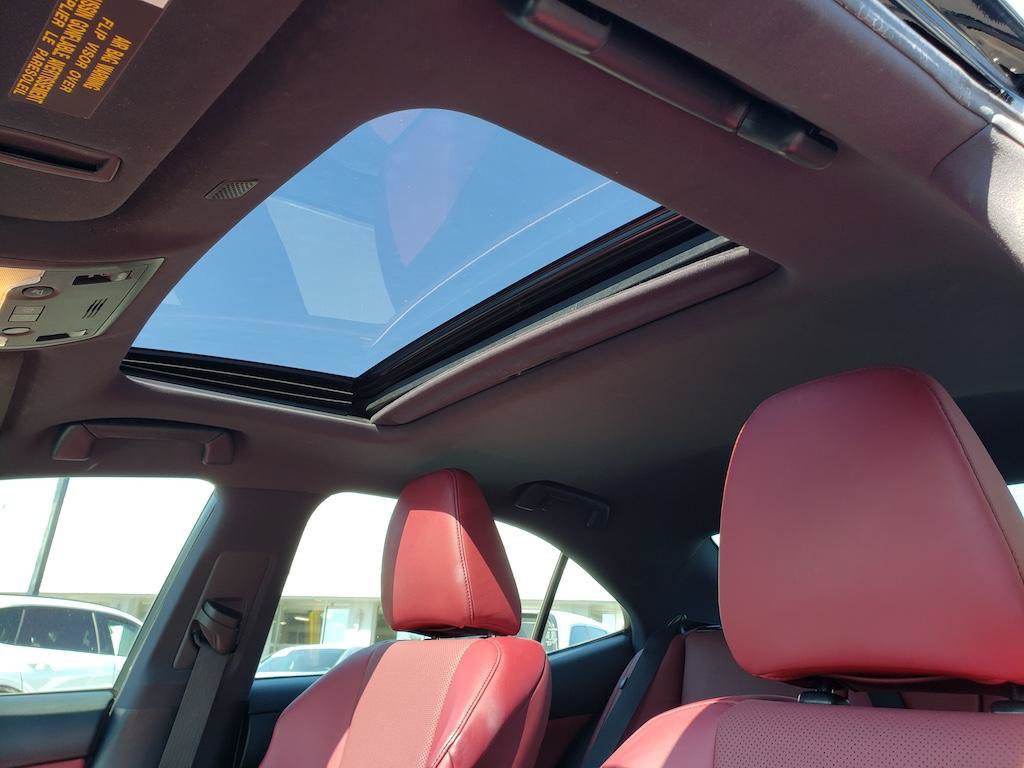 Used 2020 Lexus IS 300 F Sport w/ F Sport Package AWD/4WD image 32