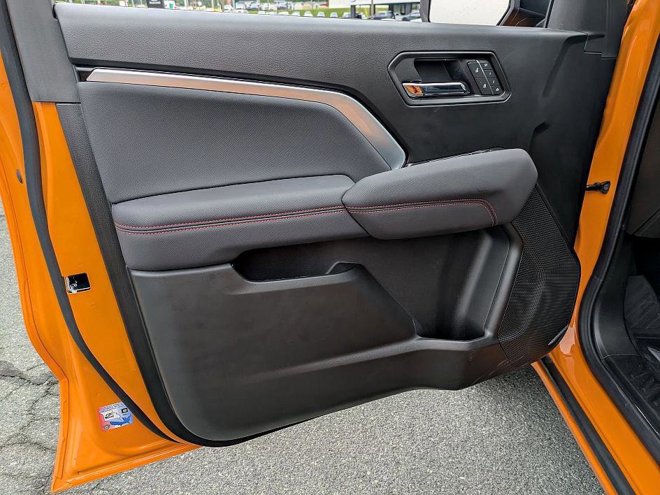 New 2025 Chevrolet Colorado Z71 w/ Technology Package image 10