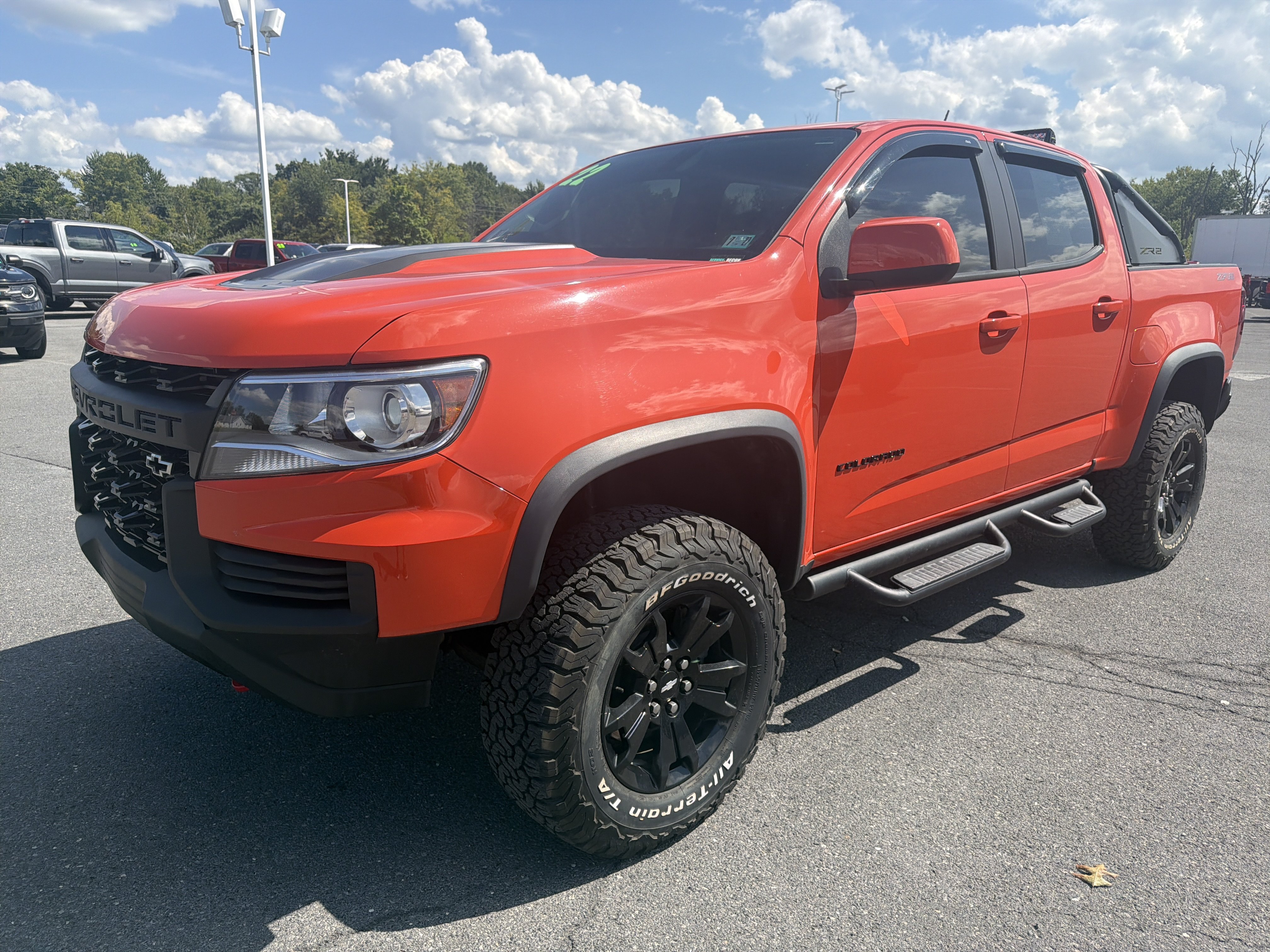Used 2022 Chevrolet Colorado ZR2 w/ ZR2 Dusk Special Edition AWD/4WD image 8