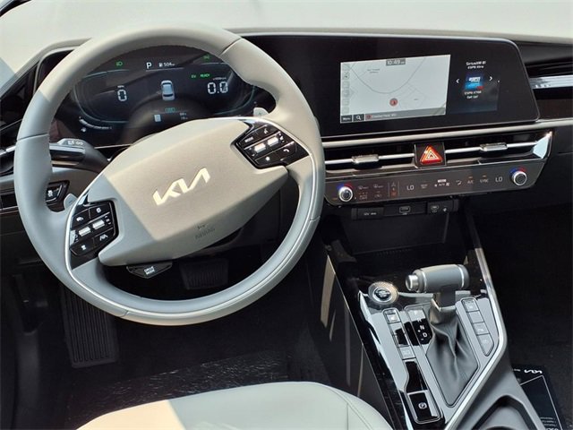New 2025 Kia Niro EX image 5