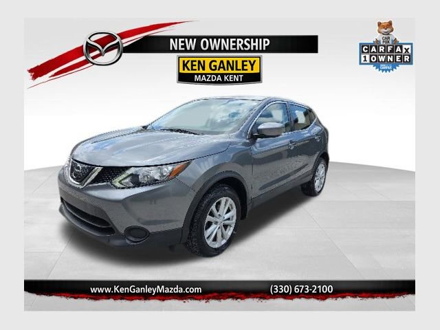 Used 2018 Nissan Rogue Sport S w/ S Appearance Package AWD/4WD image 1