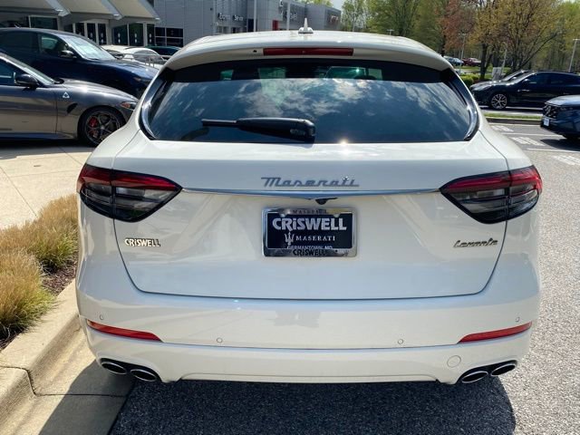 Used 2024 Maserati Levante GT Ultima image 6