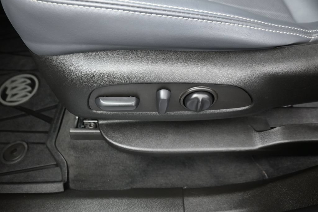 Used 2022 Buick Enclave Essence w/ LPO, Floor Liner Package AWD/4WD image 21