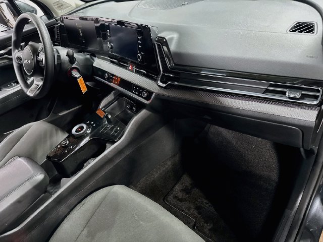 Certified 2023 Kia Sportage LX AWD/4WD image 28