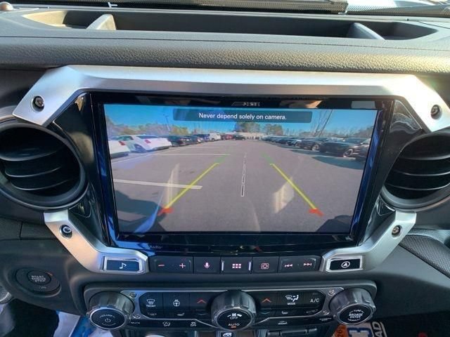 Used 2023 Jeep Gladiator Sport AWD/4WD image 47