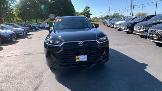 Used 2024 Toyota Grand Highlander XLE image 8