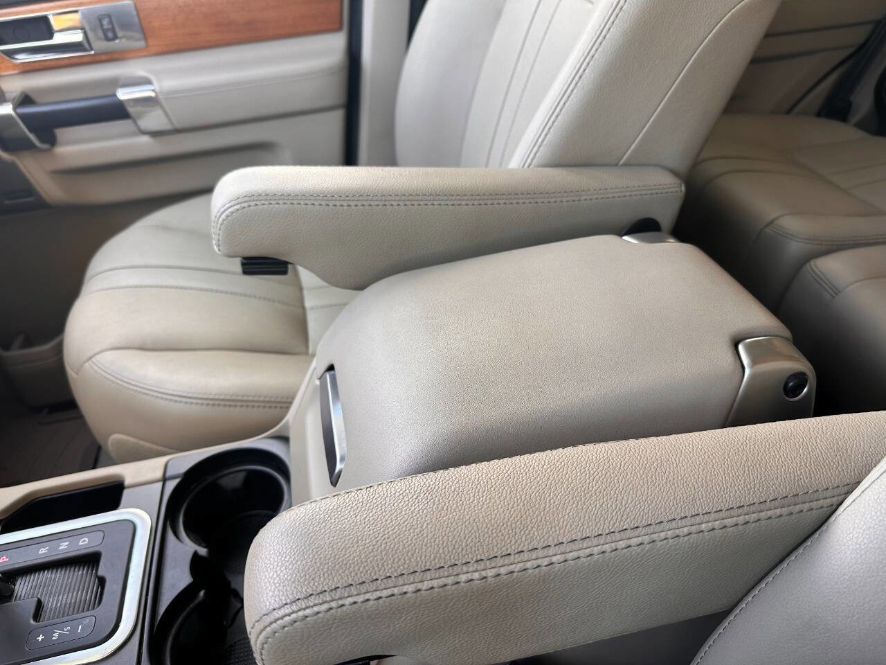 Used 2013 Land Rover LR4 HSE AWD/4WD image 54