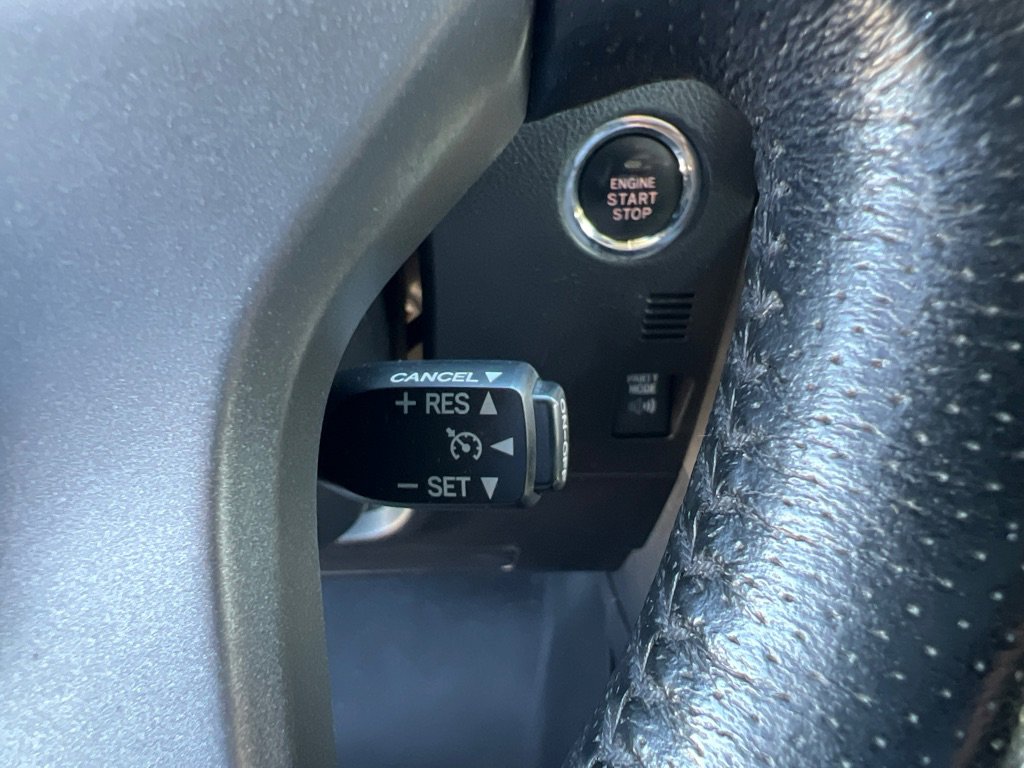 Used 2013 Toyota 4Runner Limited image 16