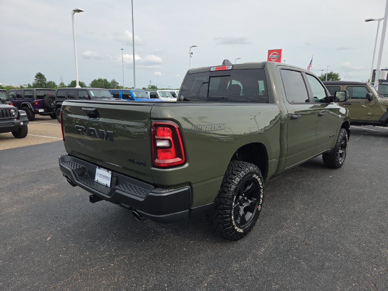 New 2026 RAM 1500 Warlock AWD/4WD image 8