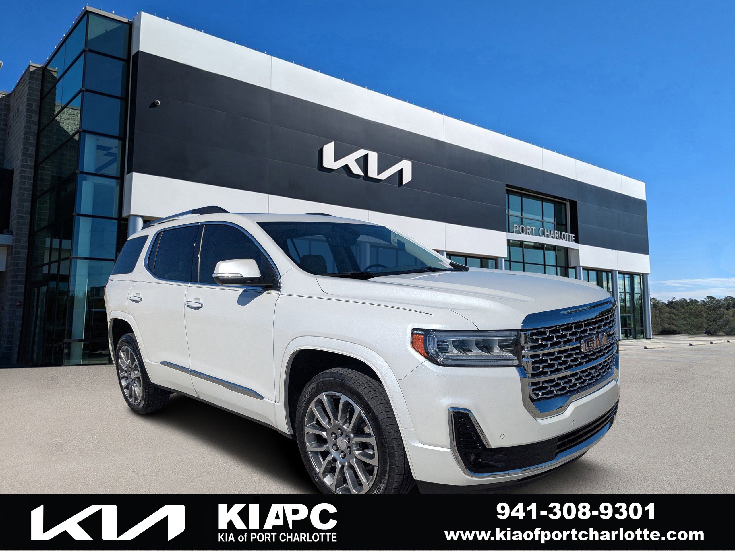 Used 2023 GMC Acadia Denali w/ Denali Ultimate Package