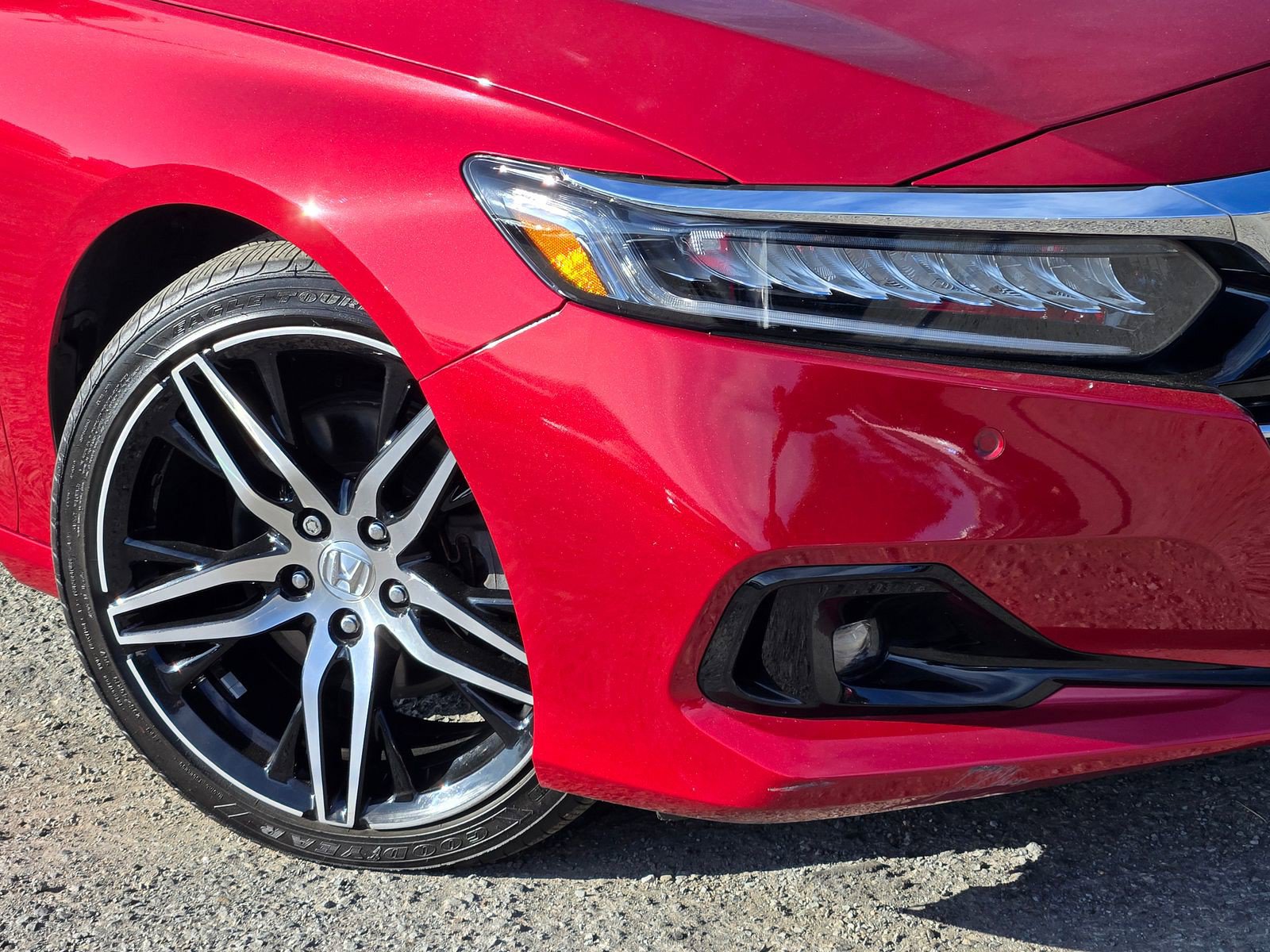 Used 2022 Honda Accord Touring image 9