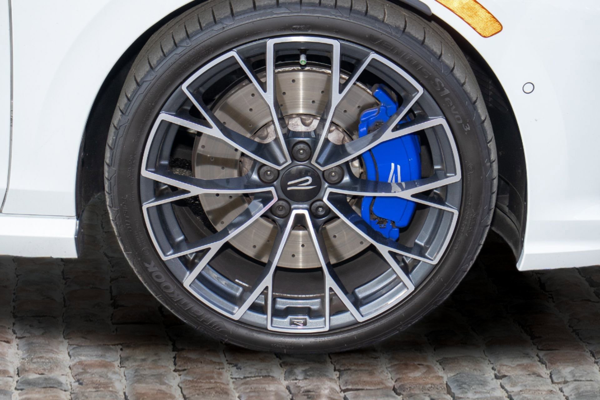 Used 2025 Volkswagen Golf w/ Euro Style Package image 40