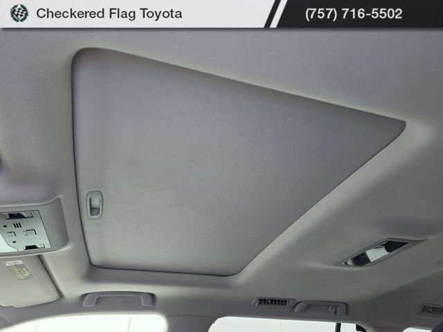 Used 2018 Lexus LX 570 4WD w/ Luxury Package image 22