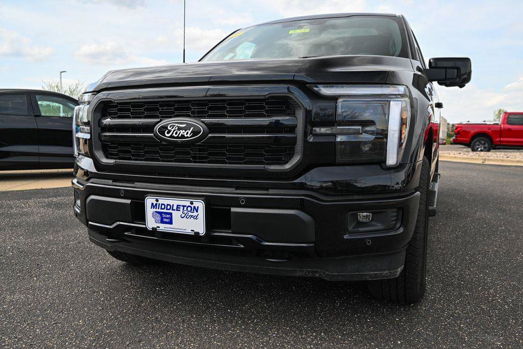 Used 2025 Ford F150 Lariat AWD/4WD image 11