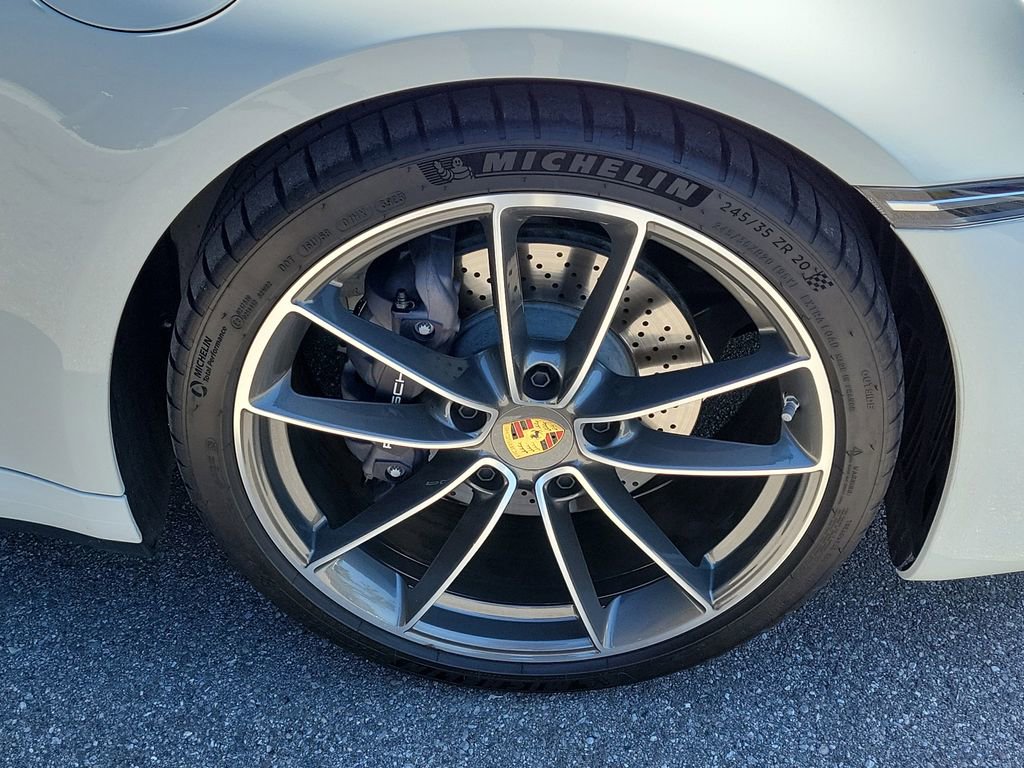 Certified 2024 Porsche 911 Carrera image 13