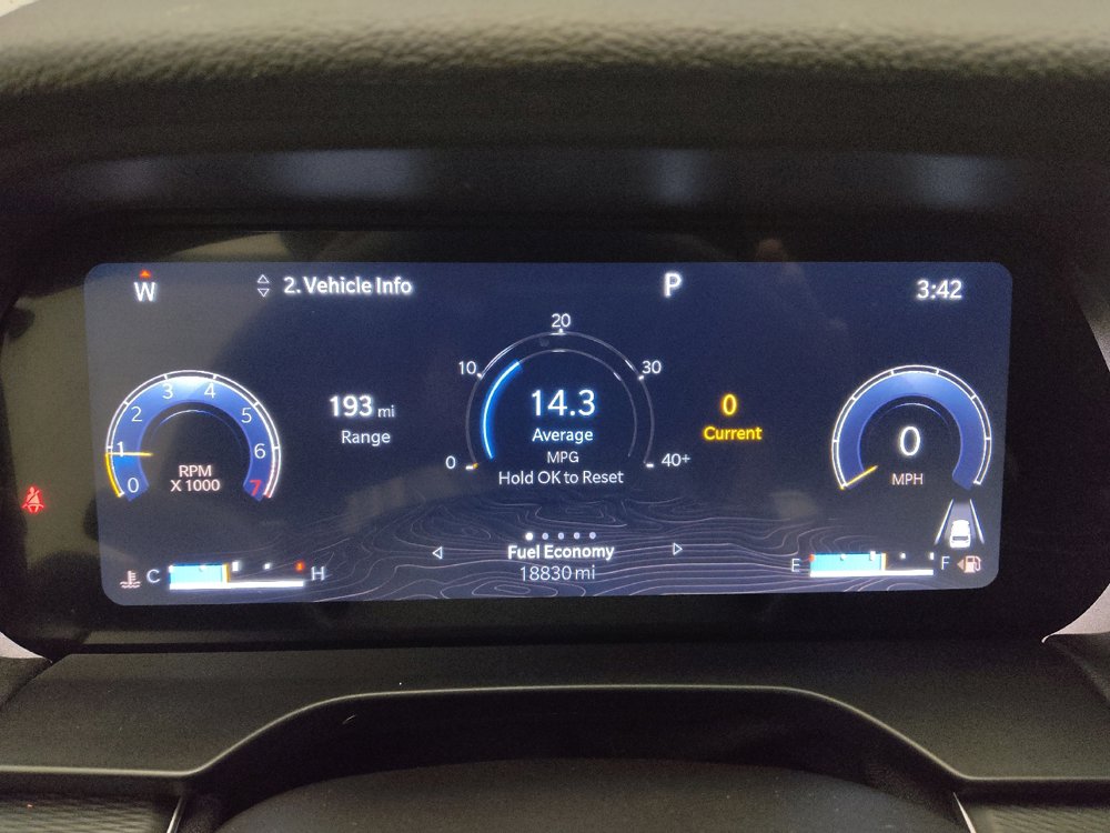 Used 2023 Jeep Grand Cherokee Altitude RWD image 23