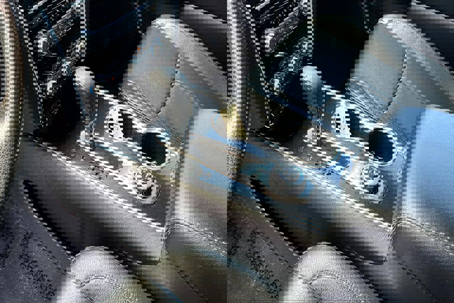 Used 2018 Nissan Pathfinder S image 14