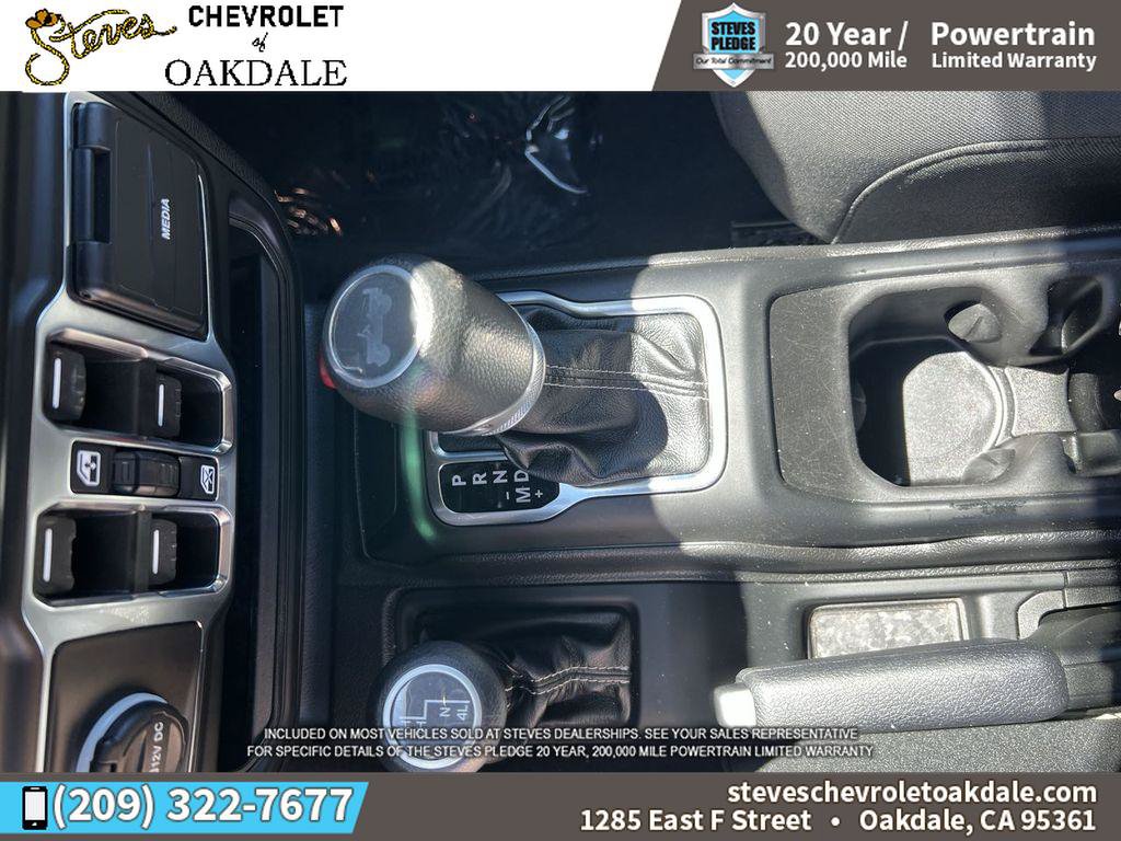 Used 2022 Jeep Wrangler Unlimited Sahara AWD/4WD image 20