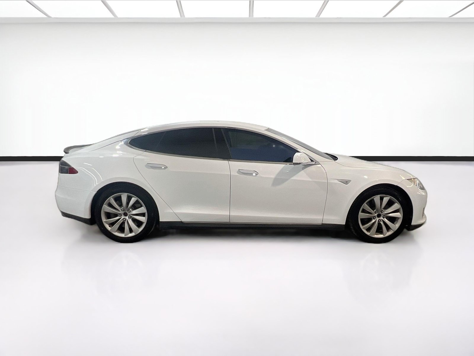 Used 2013 Tesla Model S Performance RWD image 23