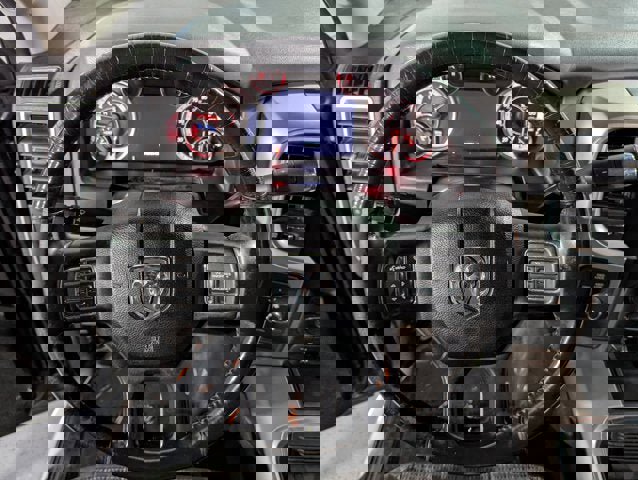 Used 2017 RAM 3500 Big Horn image 31