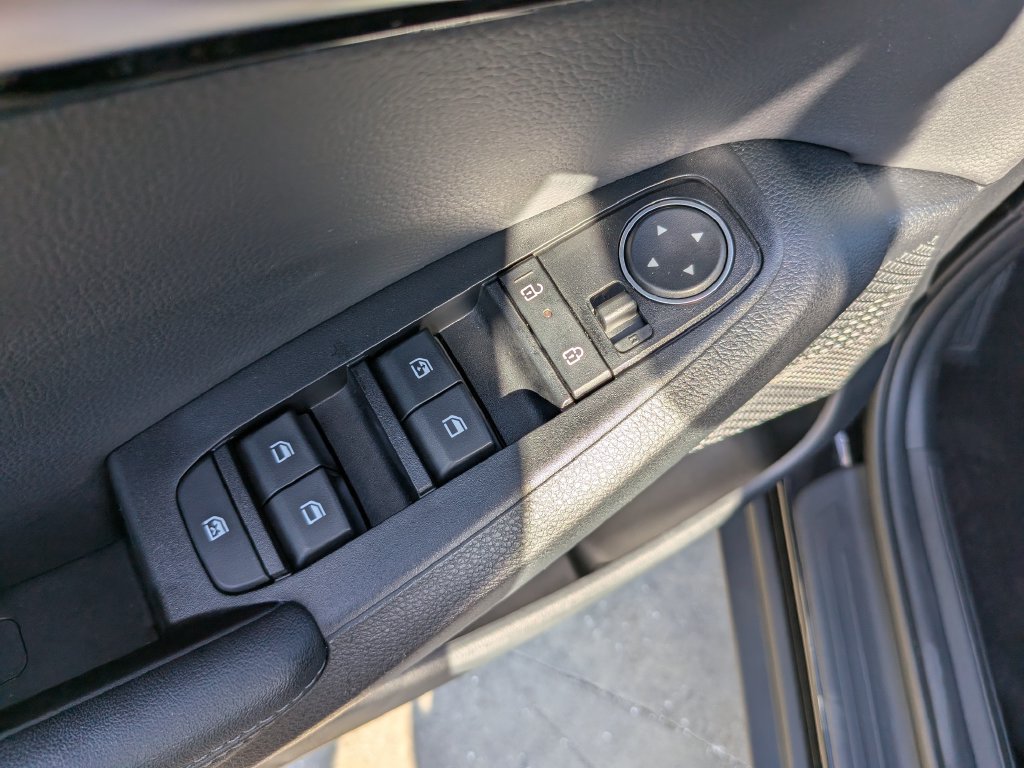 Certified 2026 Kia Seltos EX FWD image 20