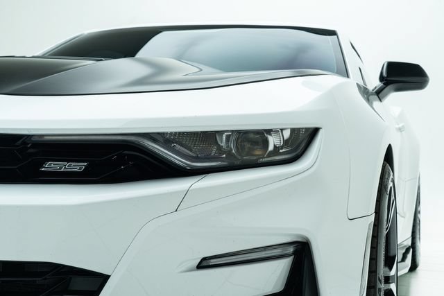 Used 2023 Chevrolet Camaro SS RWD image 11