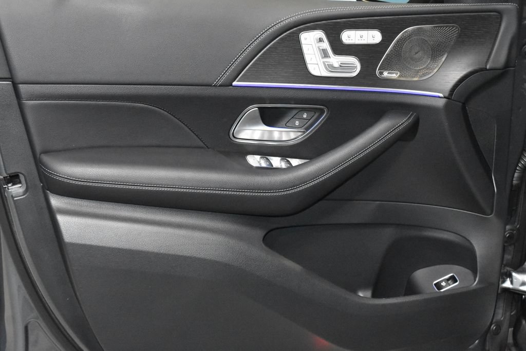 Certified 2026 Mercedes-Benz GLE 450 4MATIC image 4